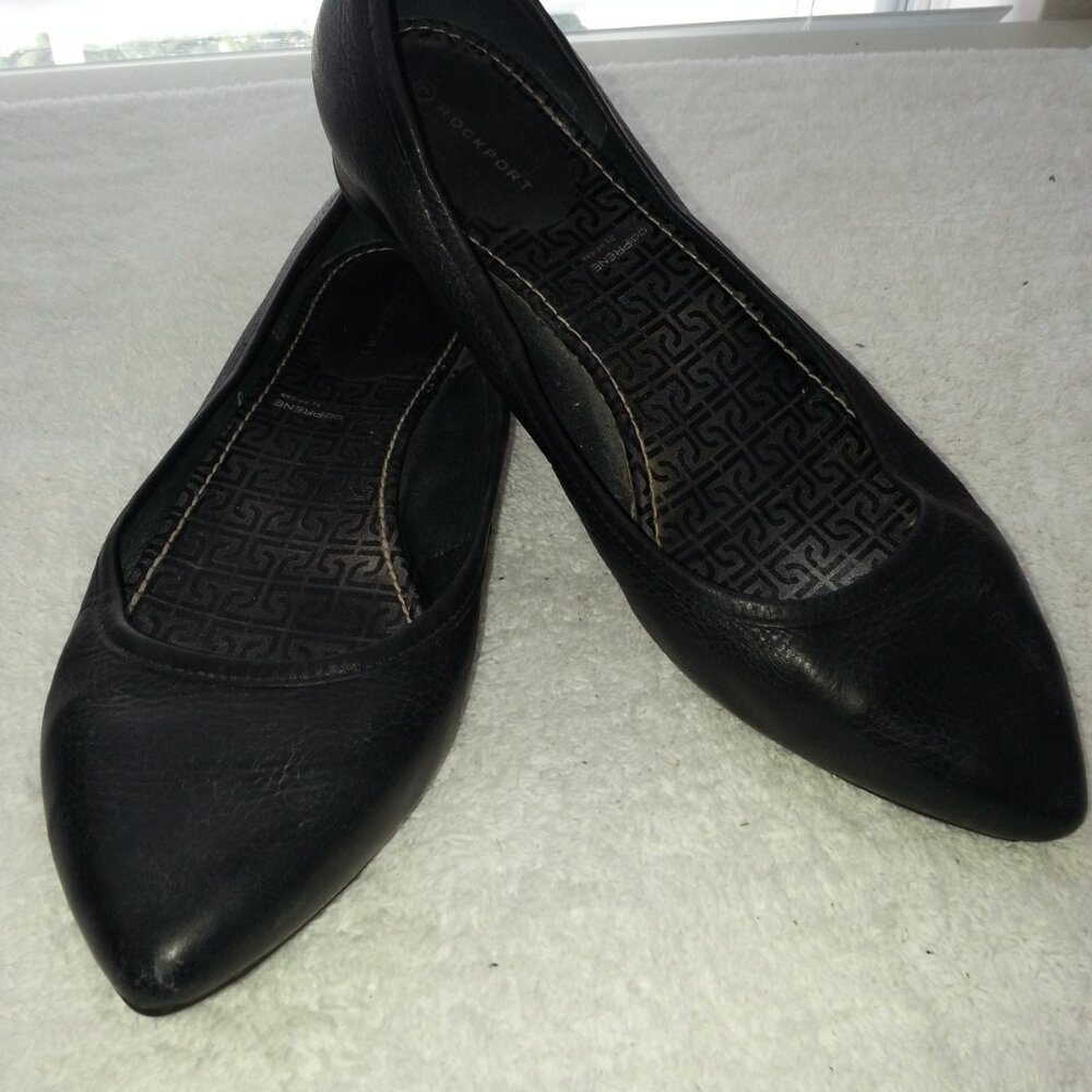 Pointy Toe Leather Worn Ballet Flats EU